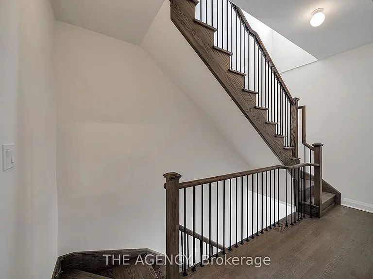 567 Port Darlington Rd — Photo 24