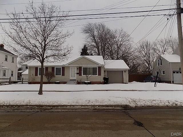1st image of 69 Kraft St