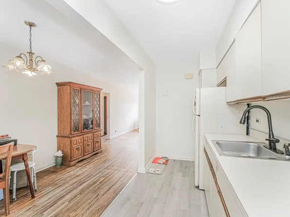 147-23 71st Avenue image 5 of 14