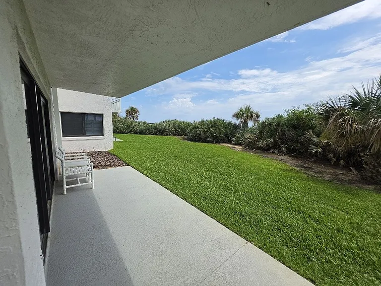 5301 S Atlantic Ave #11 — Photo 16