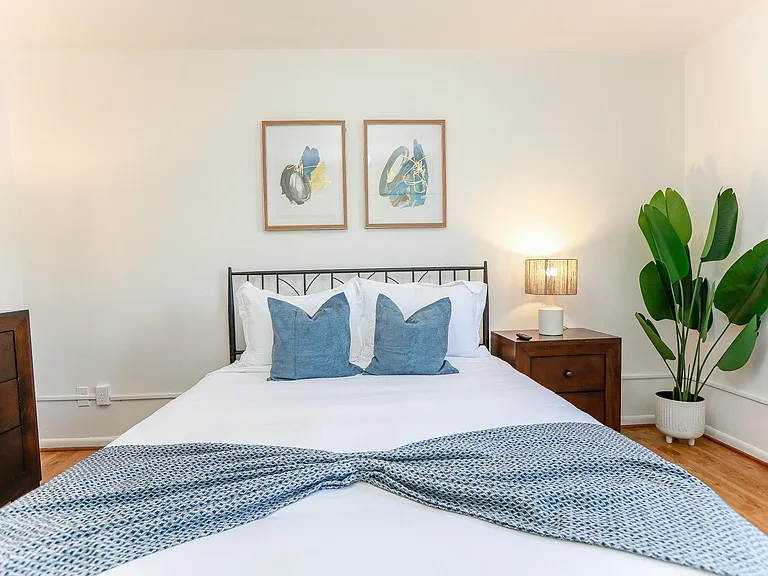 1280 W Ocean View Ave #1 — Photo 32