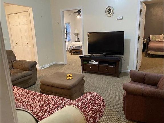4th image of 303 Morgan Blvd