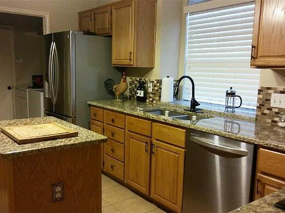 4th image of 1247 Rivercrest Dr