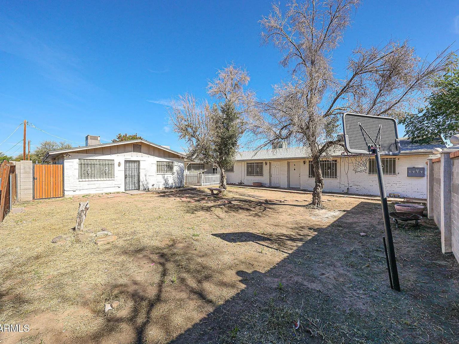 2 bed, 1.0 bath, 700 sqft, $1,095 — Photo 3