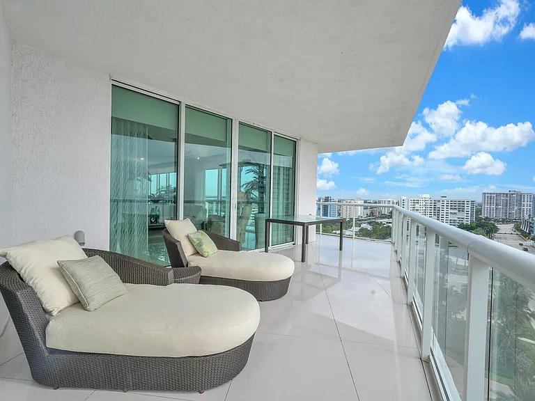 1 N Ocean Blvd #1007 — Photo 36