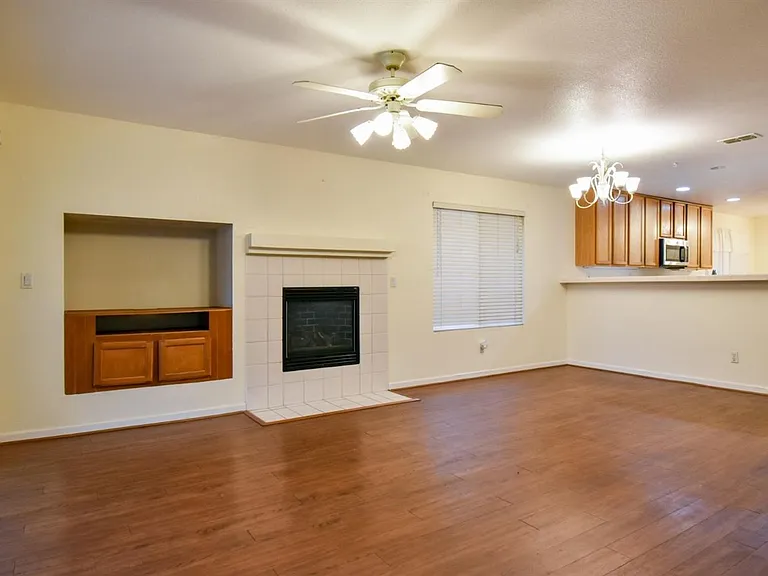 2067 Moonstone Way — Photo 5