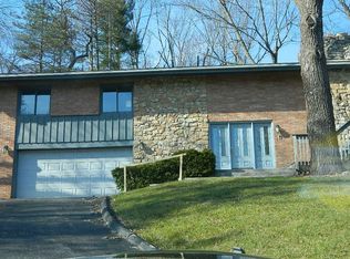 2848 Ironwood Dr, Springfield, OH