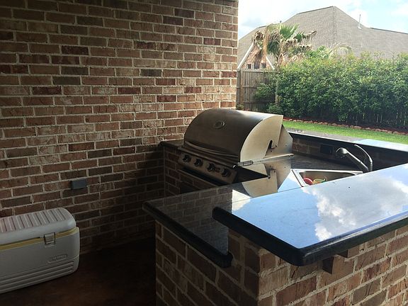 5th image of 3540 Caffin Dr