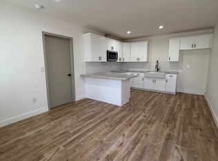 4925 E San Rafael St, Compton, CA 90221