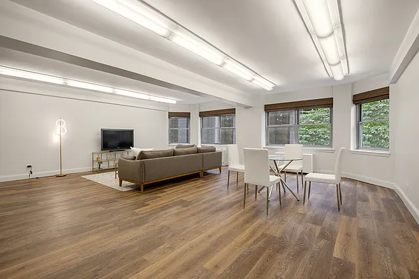 Sold by Bradley Rothschild Real Estate | media 1