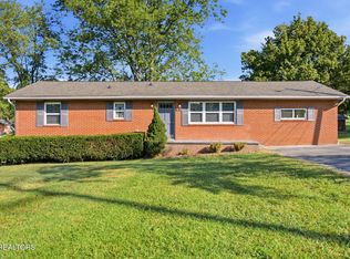 6301 Strawberry Plains Pike, Knoxville, TN 37914