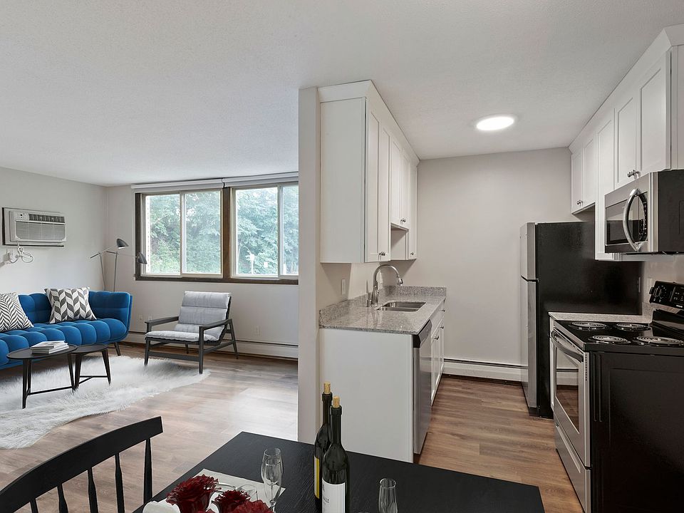 1st image of 3620-3708 3720 West 32nd St #3620_208