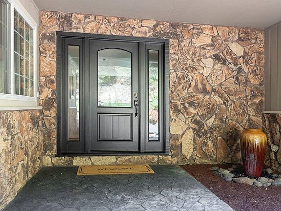4th image of 505 Thin Edge Rd