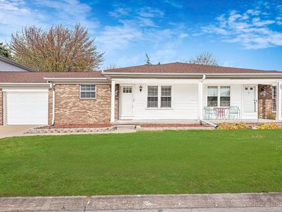 28091 Fair Oaks Ln, Harrison Twp, MI, 48045