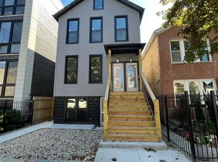 1513 W Erie St #3, Chicago, IL 60642
