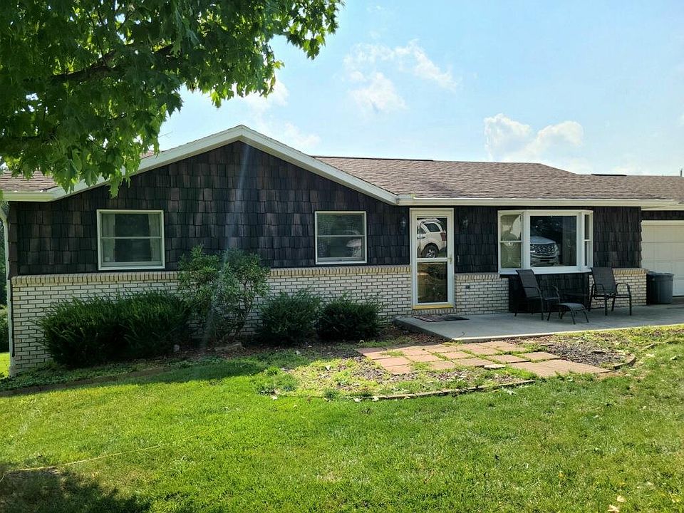 1st image of 100 Carol Court Dr