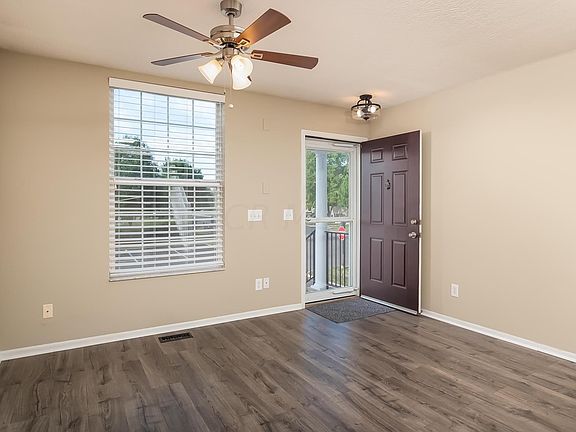 3rd image of 7082 Quarterhorse Ct #4