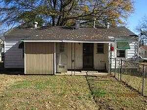 5th image of 1549 Harville St