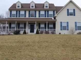 174 Clover Ln, Perkiomenville, PA 18074