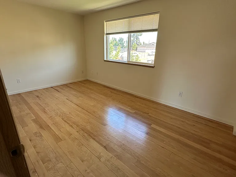 Upstairs bedroom - overlooks backyard (floor here is 3/4' Birch hardwood).