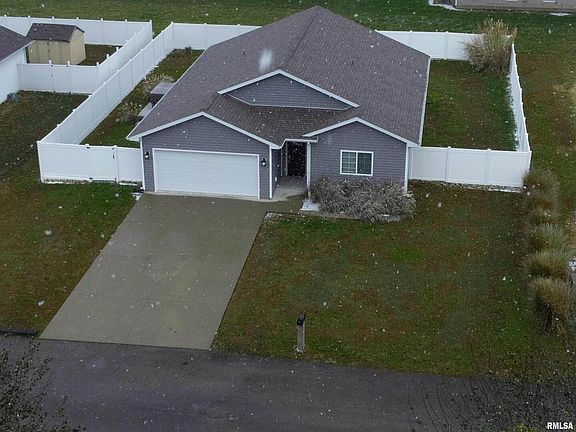 2nd image of 708 Savannah Ave
