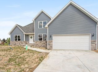 70506 Sunny Brook Ln, Richmond, MI