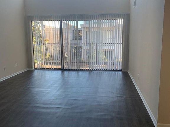 5th image of 100 Winding Way Unit C