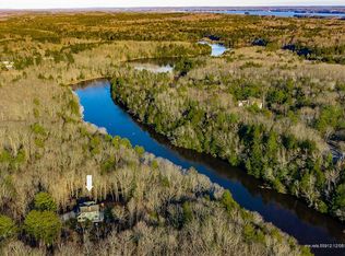 37 Fiddlehead Ln, Topsham, ME 04086