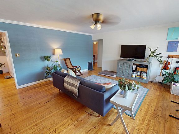3rd image of 3064 Thorn St
