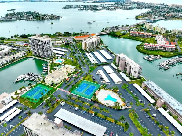 7930 Sun Island Dr S APT 107, South Pasadena, FL 33707