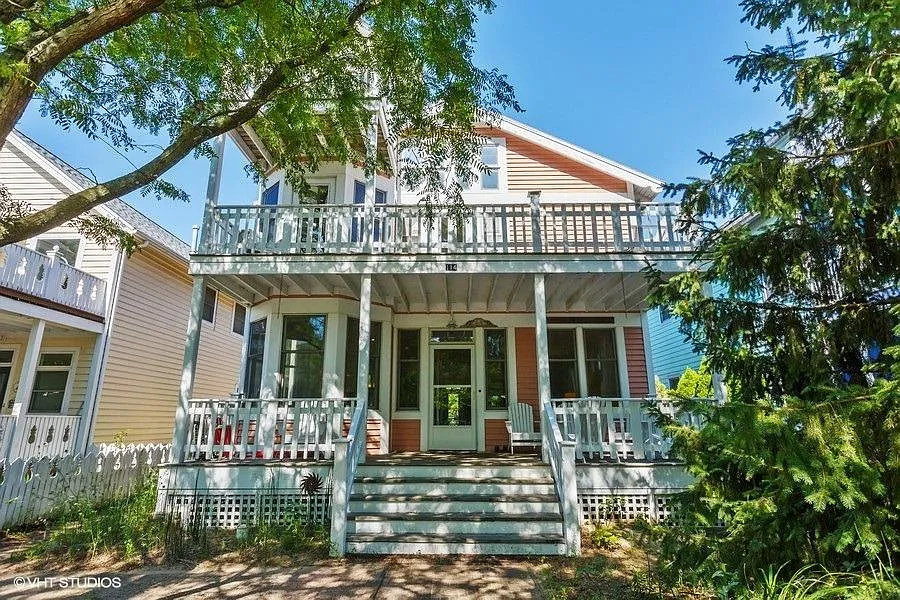 114 Beachwalk Ln photo 1