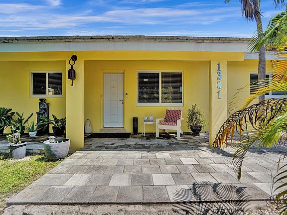3rd image of 1301 NE 39th Street