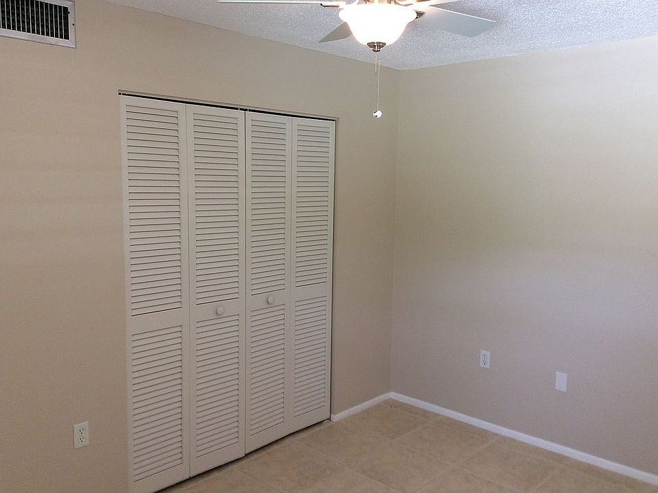 1st image of 104 Wild Palm Dr #104