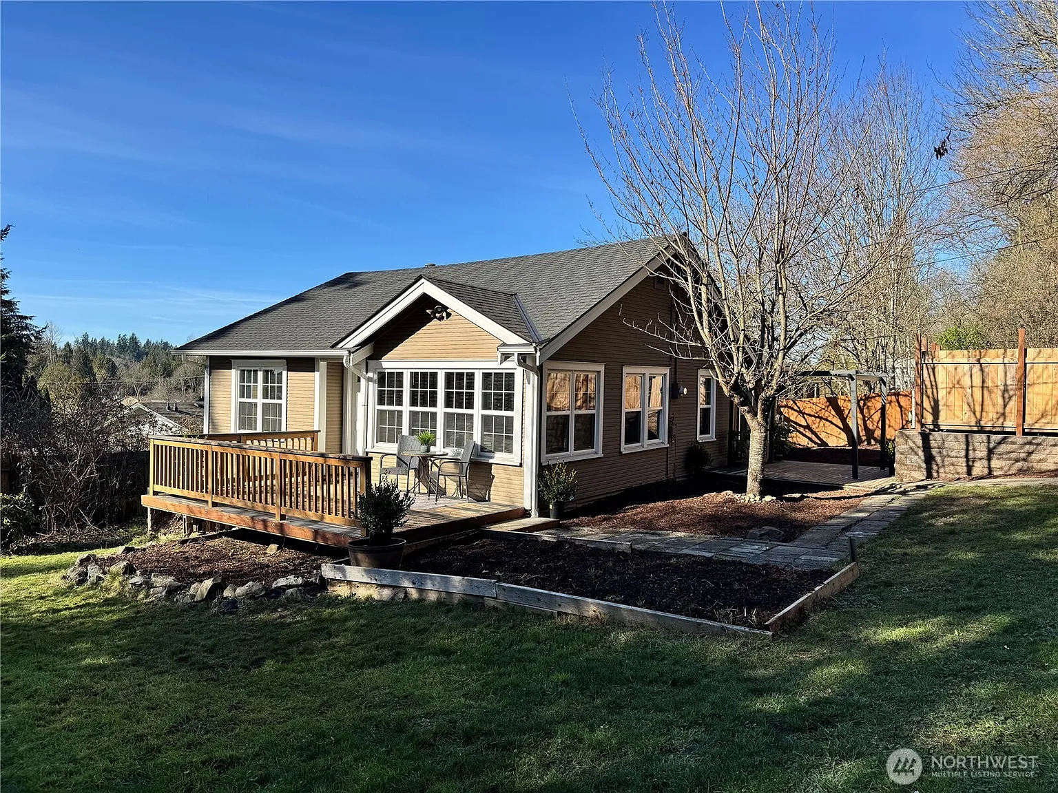 10521 Lake View Drive photo 1