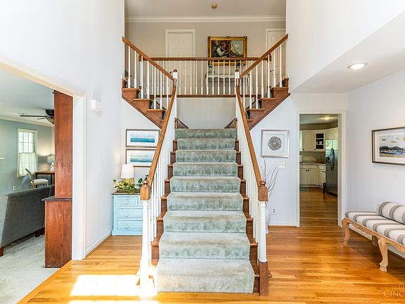 5th image of 642 Springs Ln