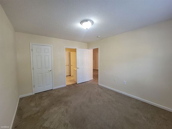 front bedroom 2