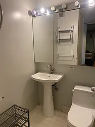 Rented by R New York