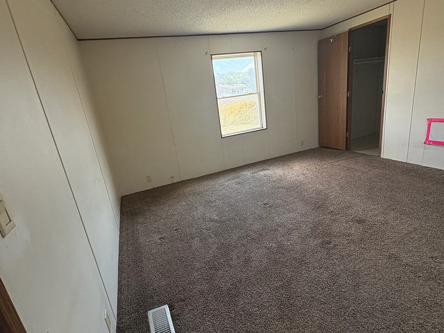 2 bed, 1120 sqft, $1,300 — Photo 3