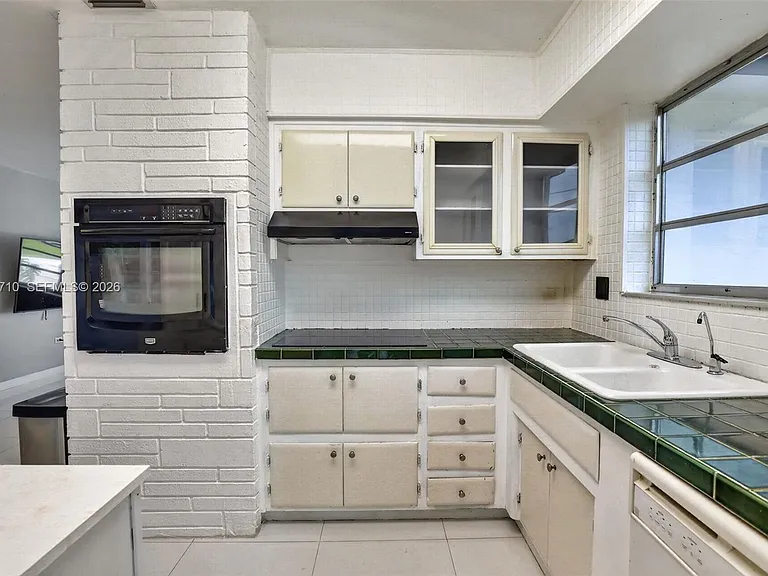 2331 Flamingo Dr — Photo 15