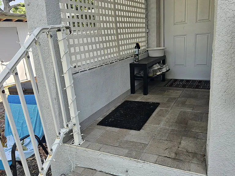 306 Turner St — Photo 3