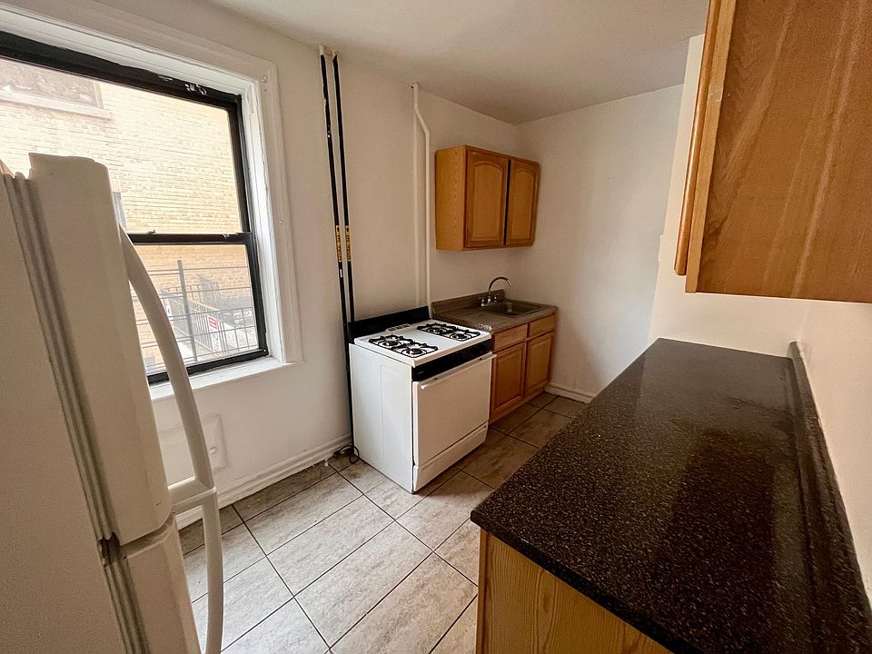 1st image of 86 Hamilton Ave APT 2F