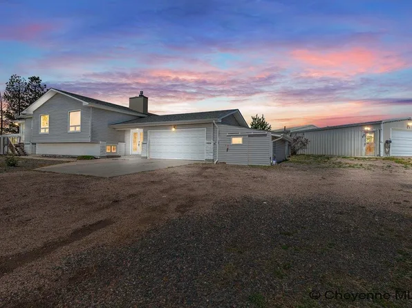 8012 Bobcat Rd, Cheyenne, WY 82009