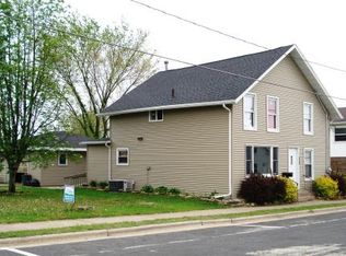 1920 Main St, Hazel Green, WI 53811