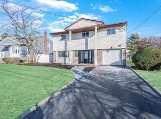 3489 Steven Rd, Baldwin, NY 11510