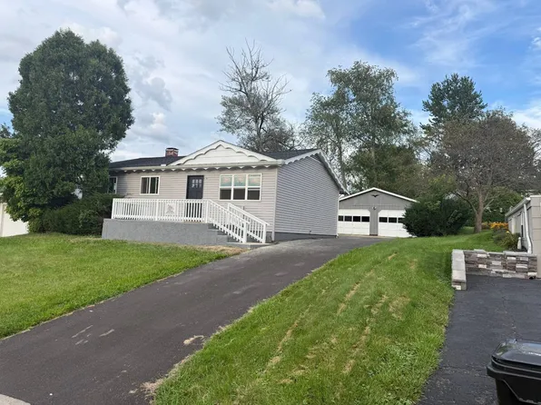 11 Woodlawn Ave, Owego, NY 13827