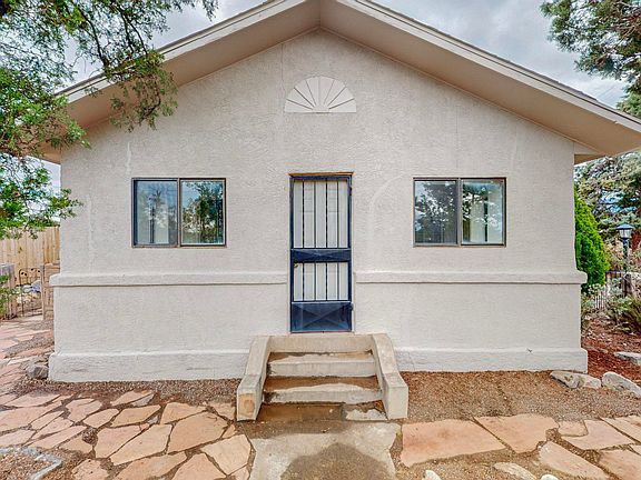 4th image of 426 S Camino Del Pueblo