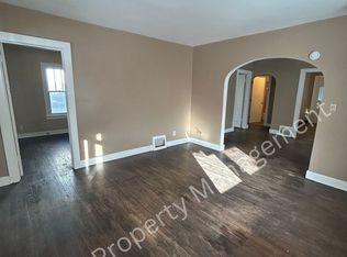 2310 N Clinton St, Saginaw, MI