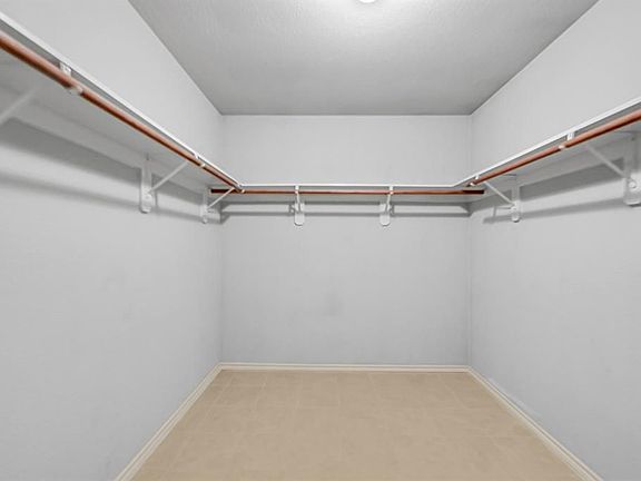 3rd image of 3135 Lauren Oaks Ln
