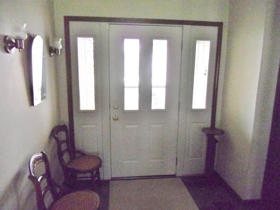 4th image of 617 Wedgewood Pl