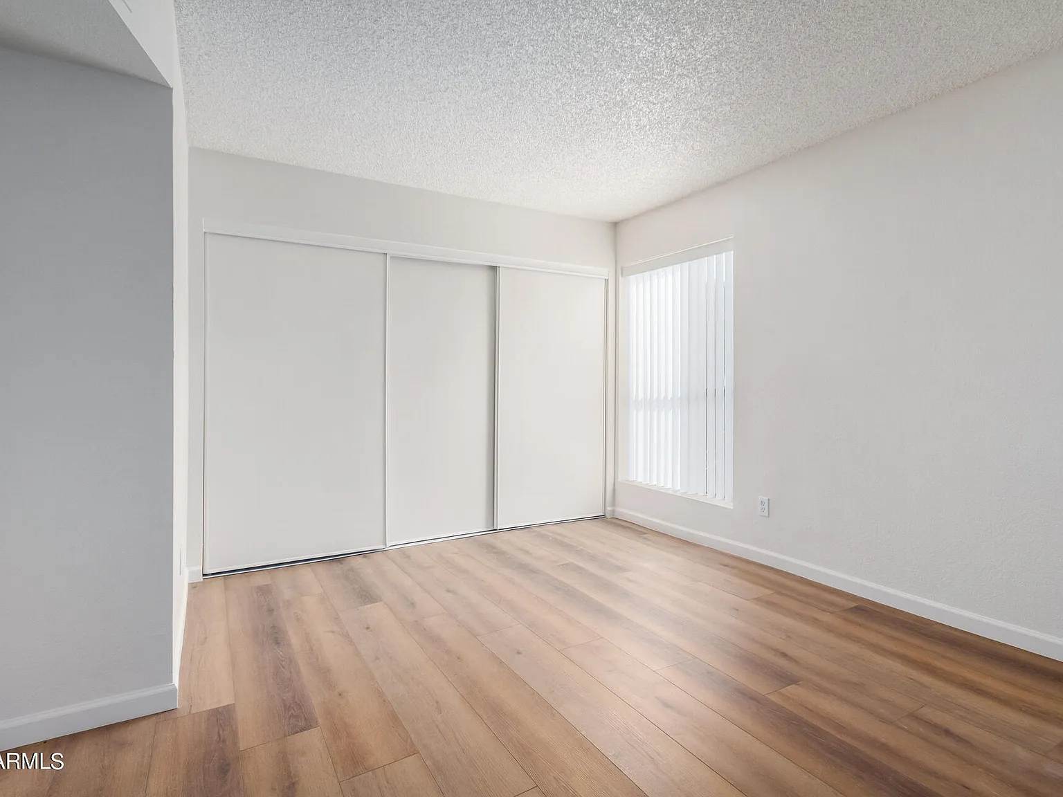 2 bed, 1.0 bath, 784 sqft, $1,050 — Photo 3